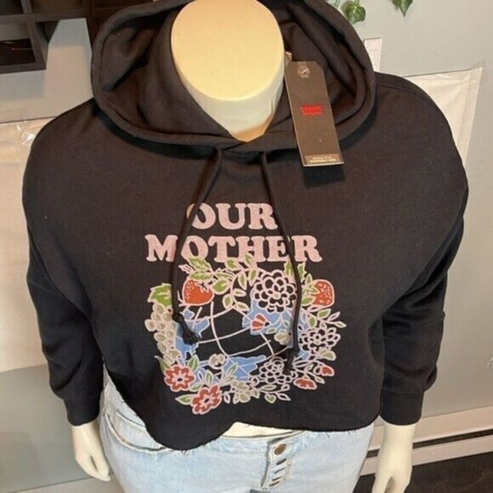 Levi's Black Floral Earth Cropped Hoodie Pullover Oversized‎ Size XS